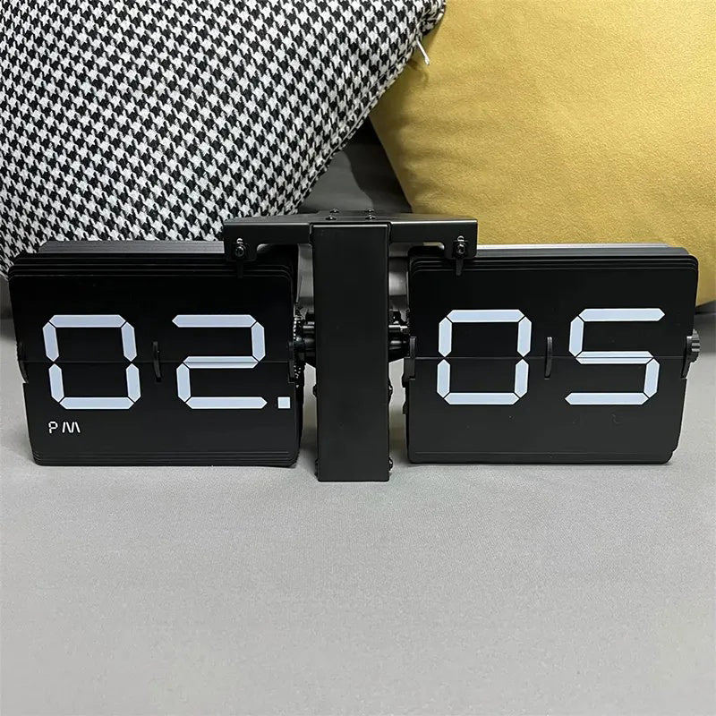 Automatic Page Flipping Mechanical Clock Balance Calendar European Creative Gateway Internet Celebrity Desktop Decoration