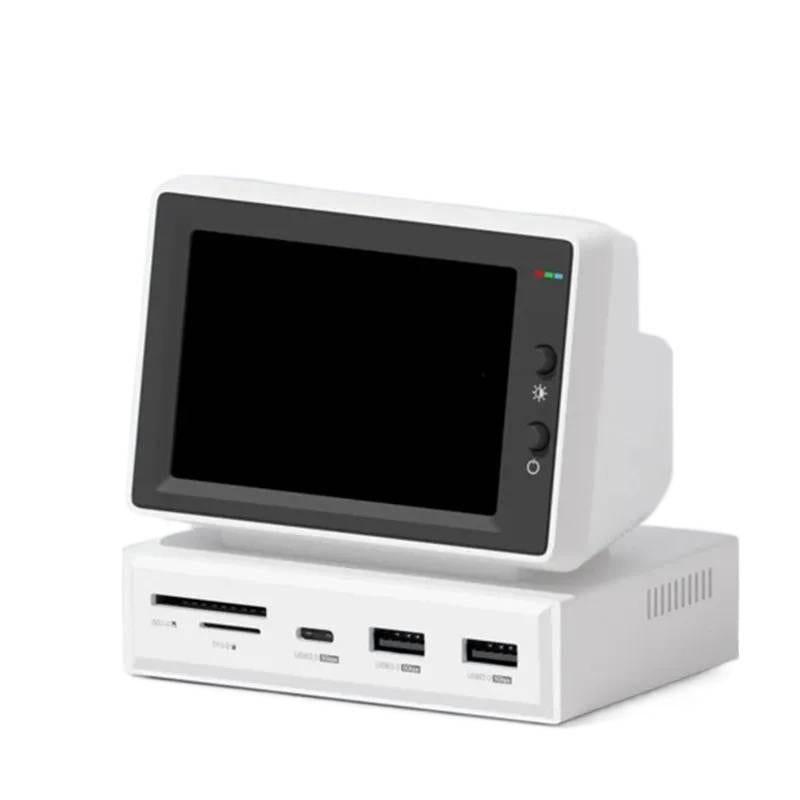 Mini computer secondary screen desktop expansion dock chassis, AIDA64 monitoring small screen displaying the host temperature