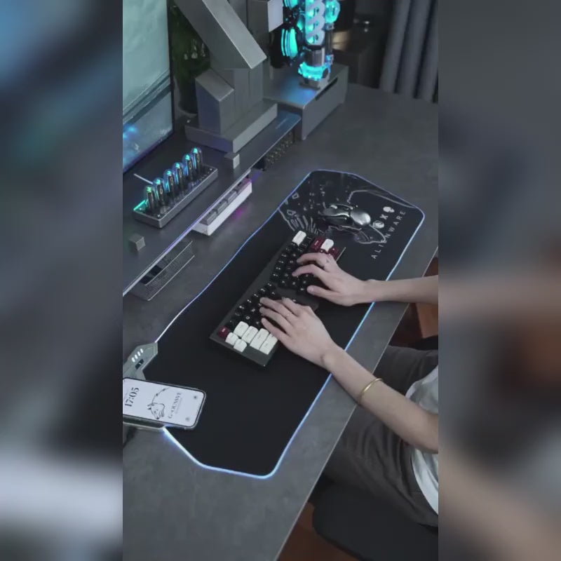 ALIENWARE Alien Wireless Charging Mouse Pad RGB Luminous Keyboard Desk Pad Computer Pad Extra Large Desk Pad