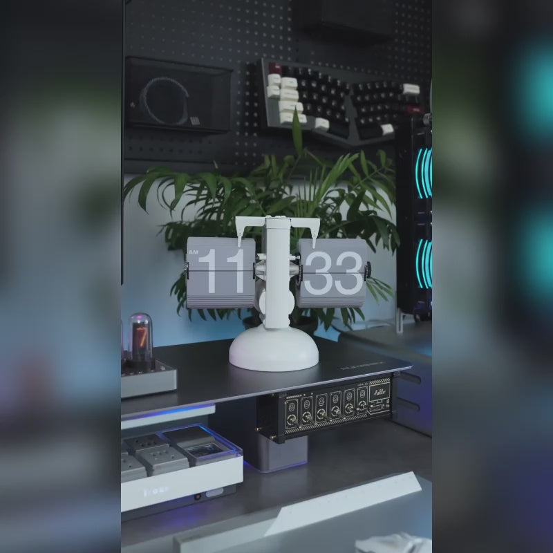 Automatic Page Flipping Mechanical Clock Balance Calendar European Creative Gateway Internet Celebrity Desktop Decoration