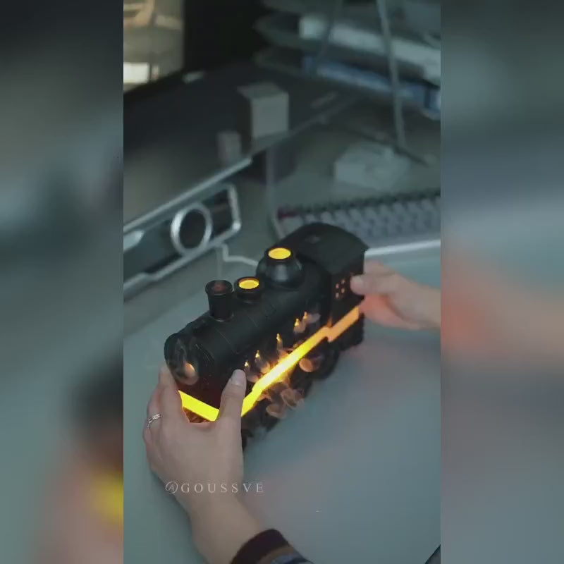 G-OUSSVE 300ML Mini Retro Train Aroma Diffuser with Remote Control & 2 Spray & Night Light Modes, Portable Aromatherapy Diffuser for Bedroom, Living Room,Office, Home Decor